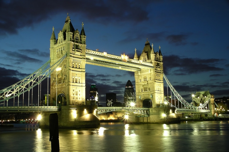 Tower Bridge & Tower of London